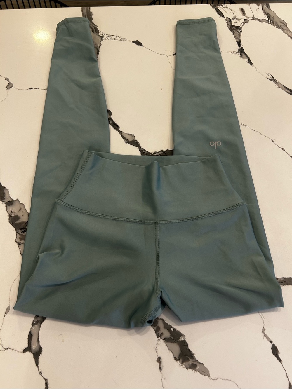 ALO Yoga High-Rise Leggings